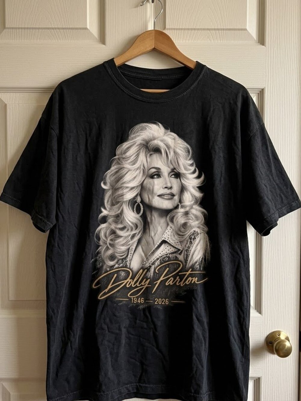 Dolly Parton Memorial Shirt - Gildan T-shirt REPRINT